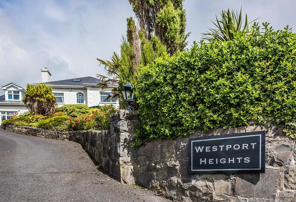 Westport Heights Hotel Guest house