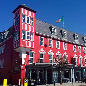 https://mcsweeney-arms-hotel.hotel-killarney.com