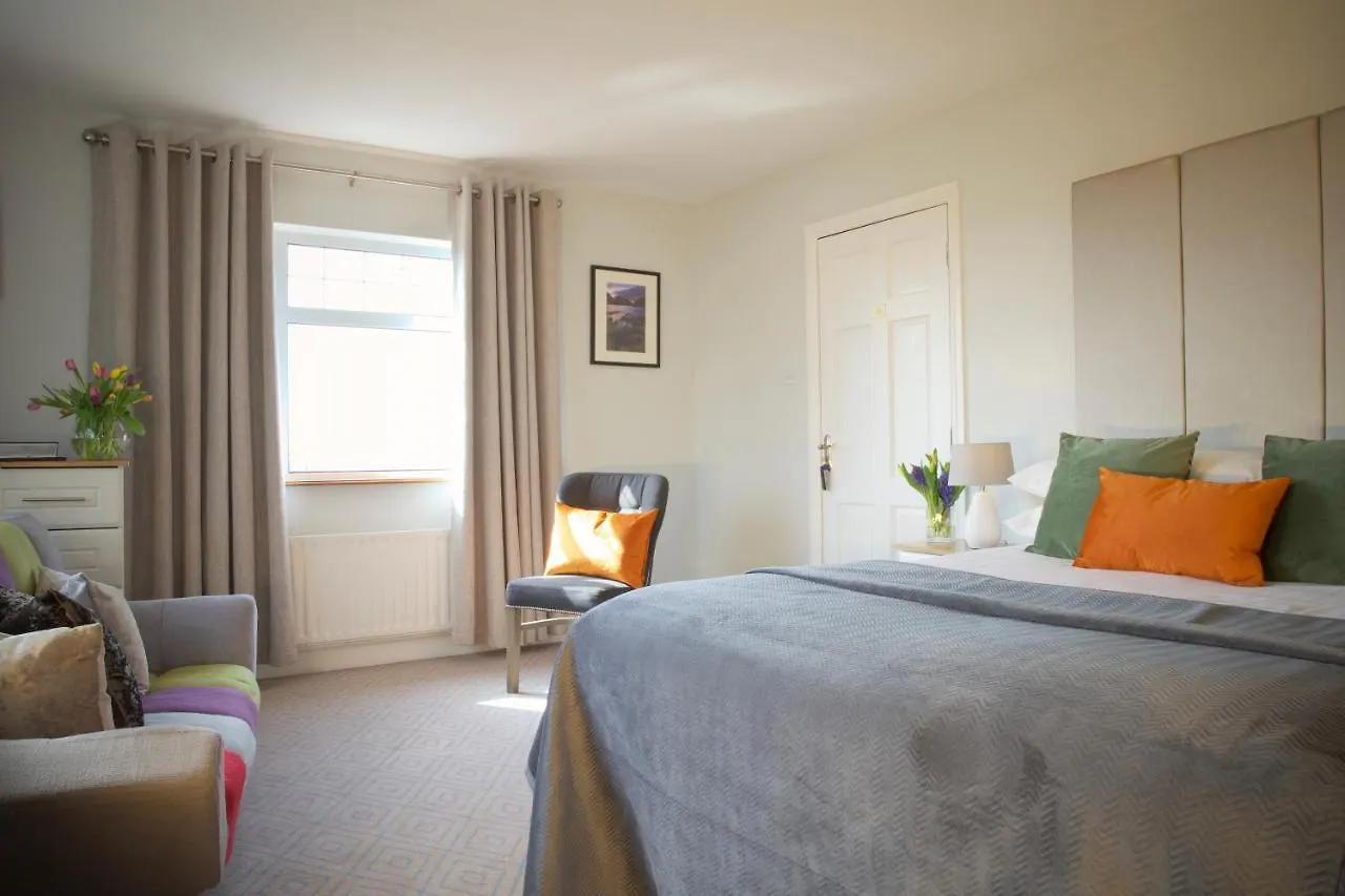 Westport Heights Hotel 0*,  Ireland