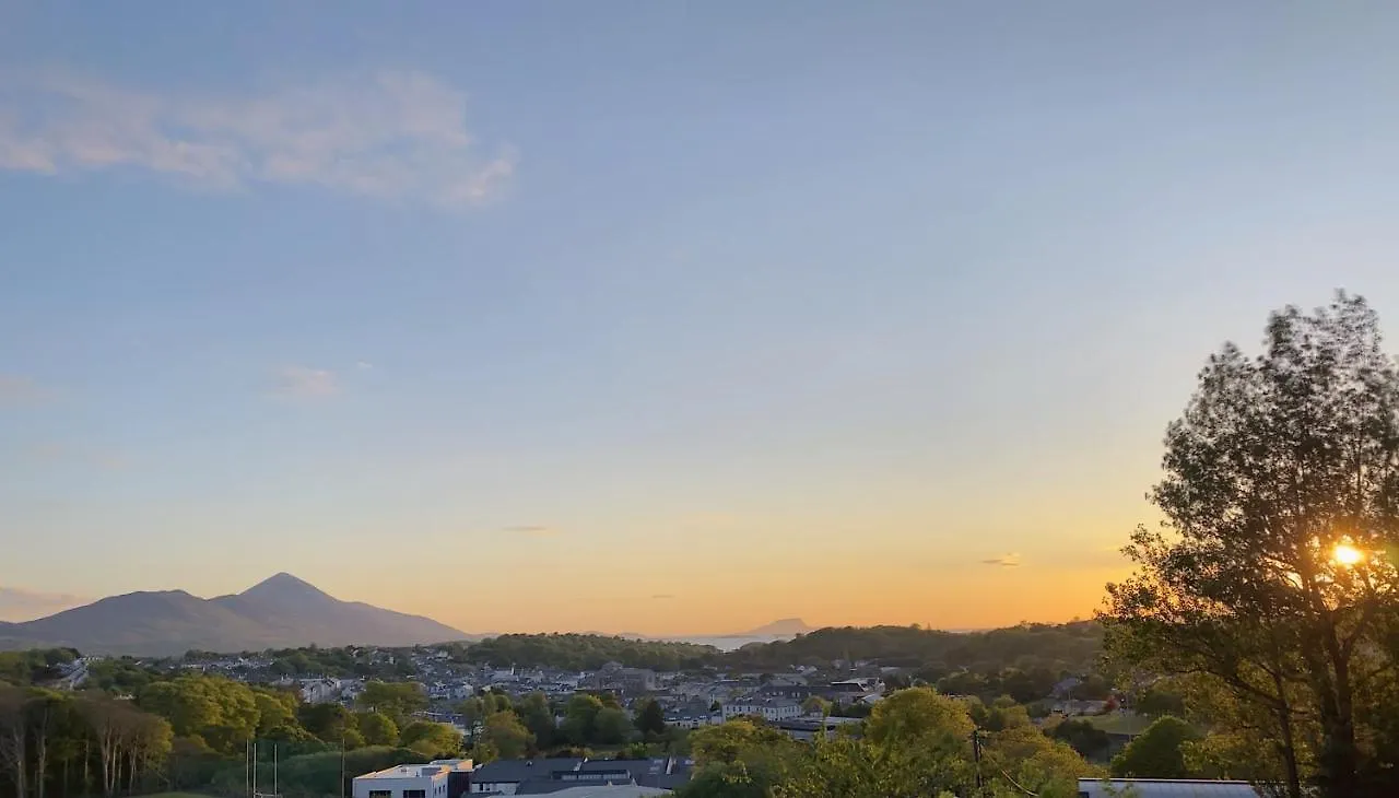 Westport Heights Hotel 0*,  Ireland
